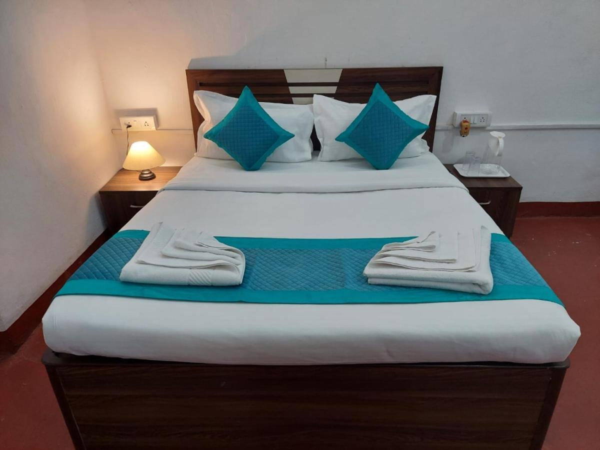 Azzurra Villa *